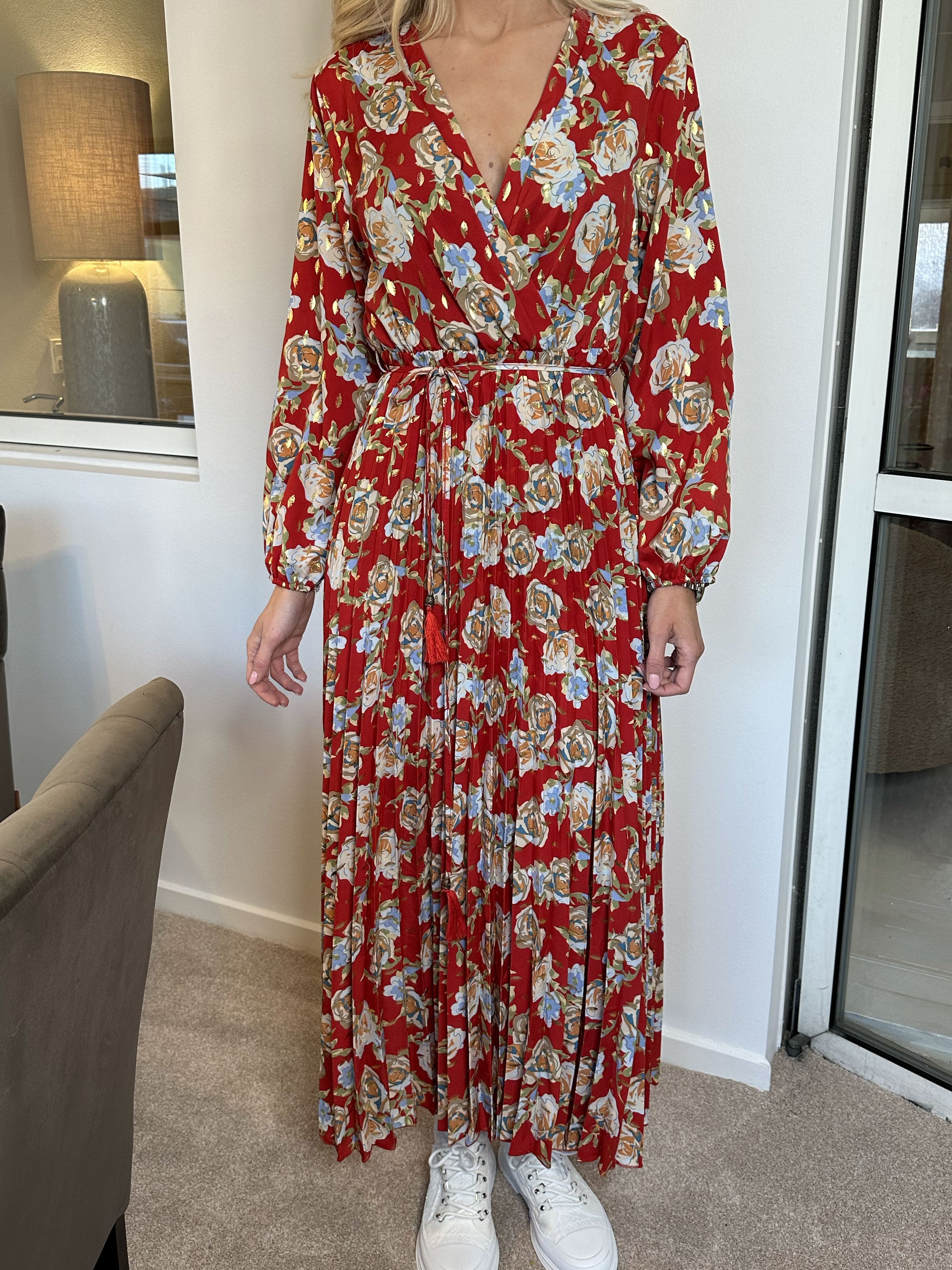 Marinella Rose - Smuk lang kjole med rosemotiv